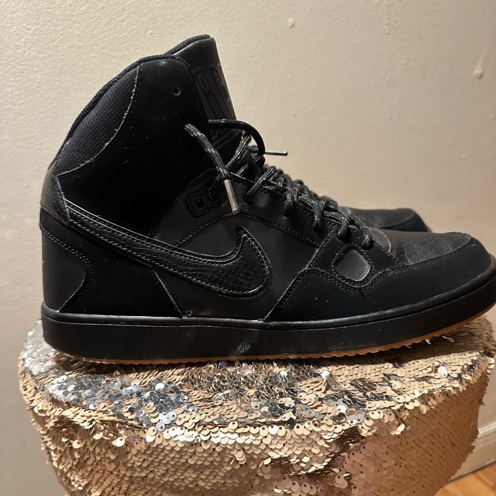 Nike high top air force men’s size 12